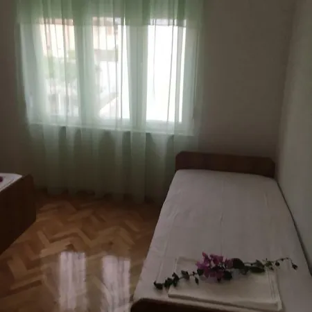 Viktoria Appartamento Podstrana