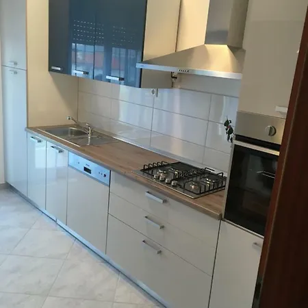 Viktoria Apartment *